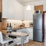 Quercus Apartman *