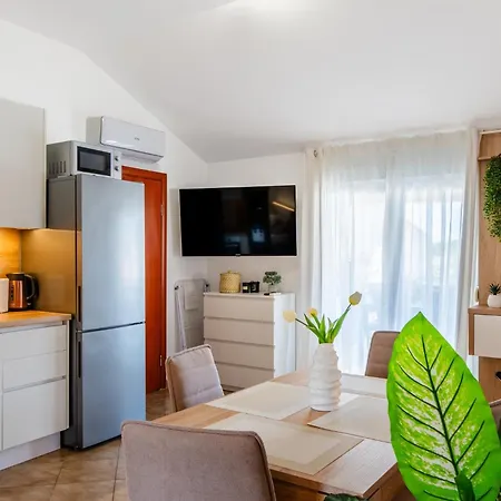 Quercus Apartment