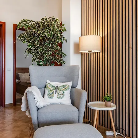 Quercus Apartment *