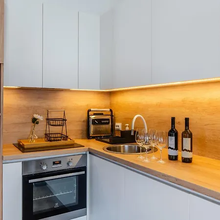 Quercus Apartment Vir