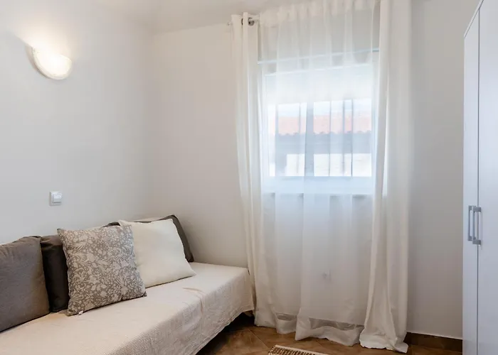 Quercus Διαμέρισμα *