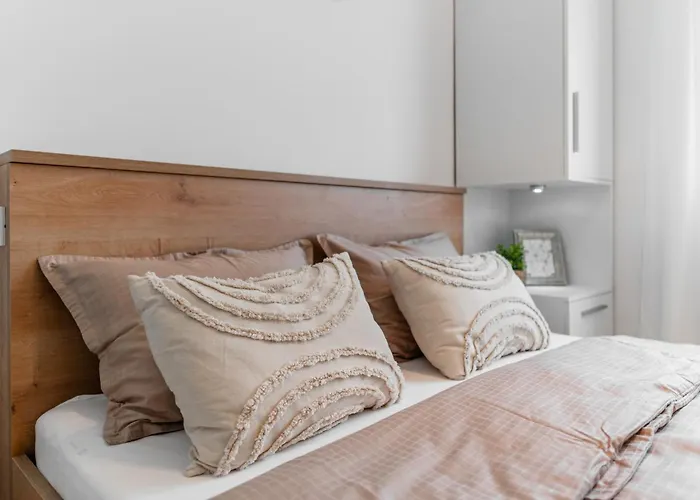 Διαμέρισμα Quercus *